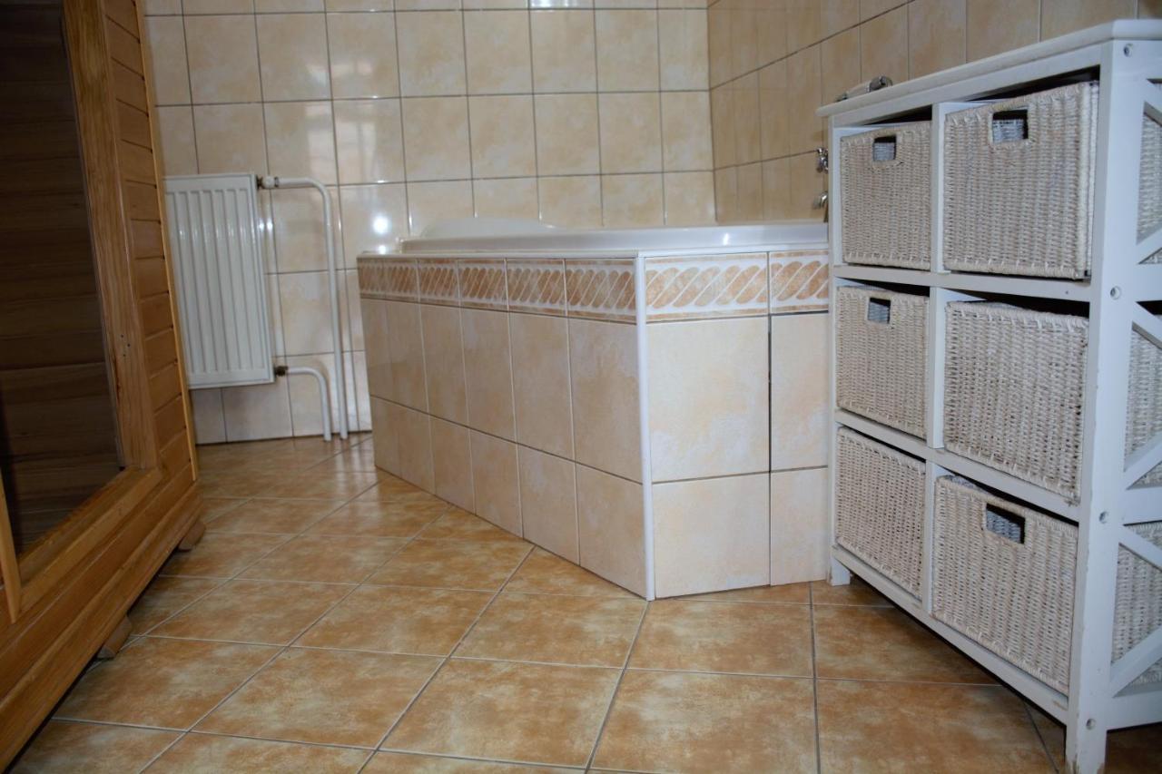 Na Konske Farme Malecov Exterior foto